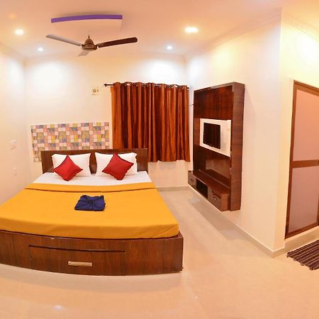مهاباليبورام Hotel Amar Park المظهر الخارجي الصورة